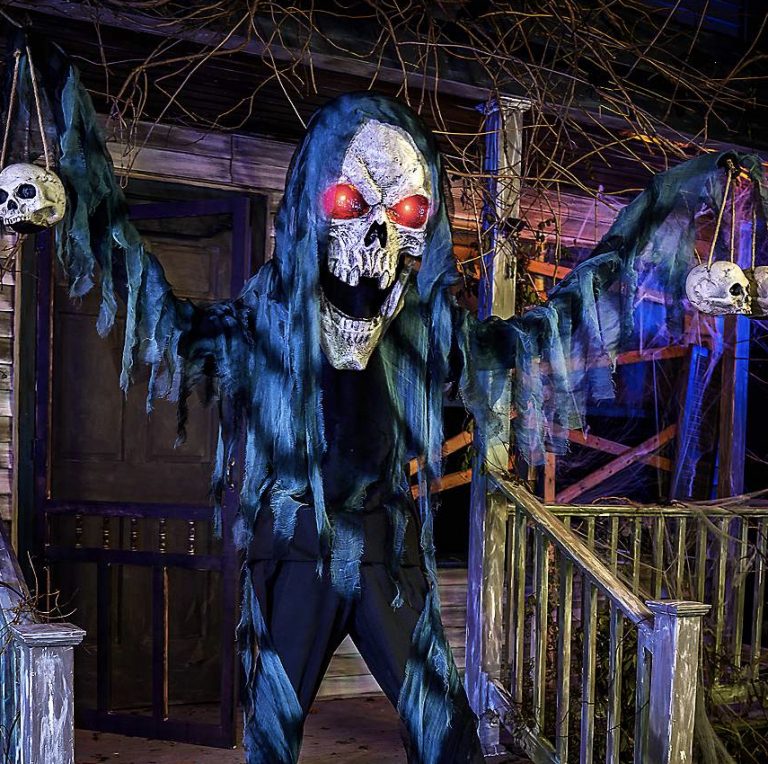 2020 Spirit Halloween